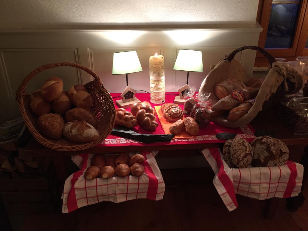 Heidi'S Guesthouse Frenières Zewnętrze zdjęcie
